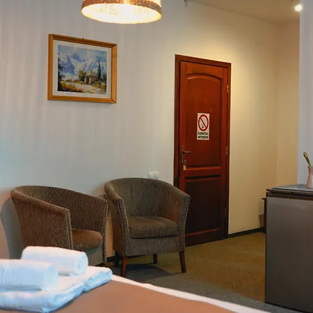 Bark Inn - Bed And Breakfast Brasov Exterior photo